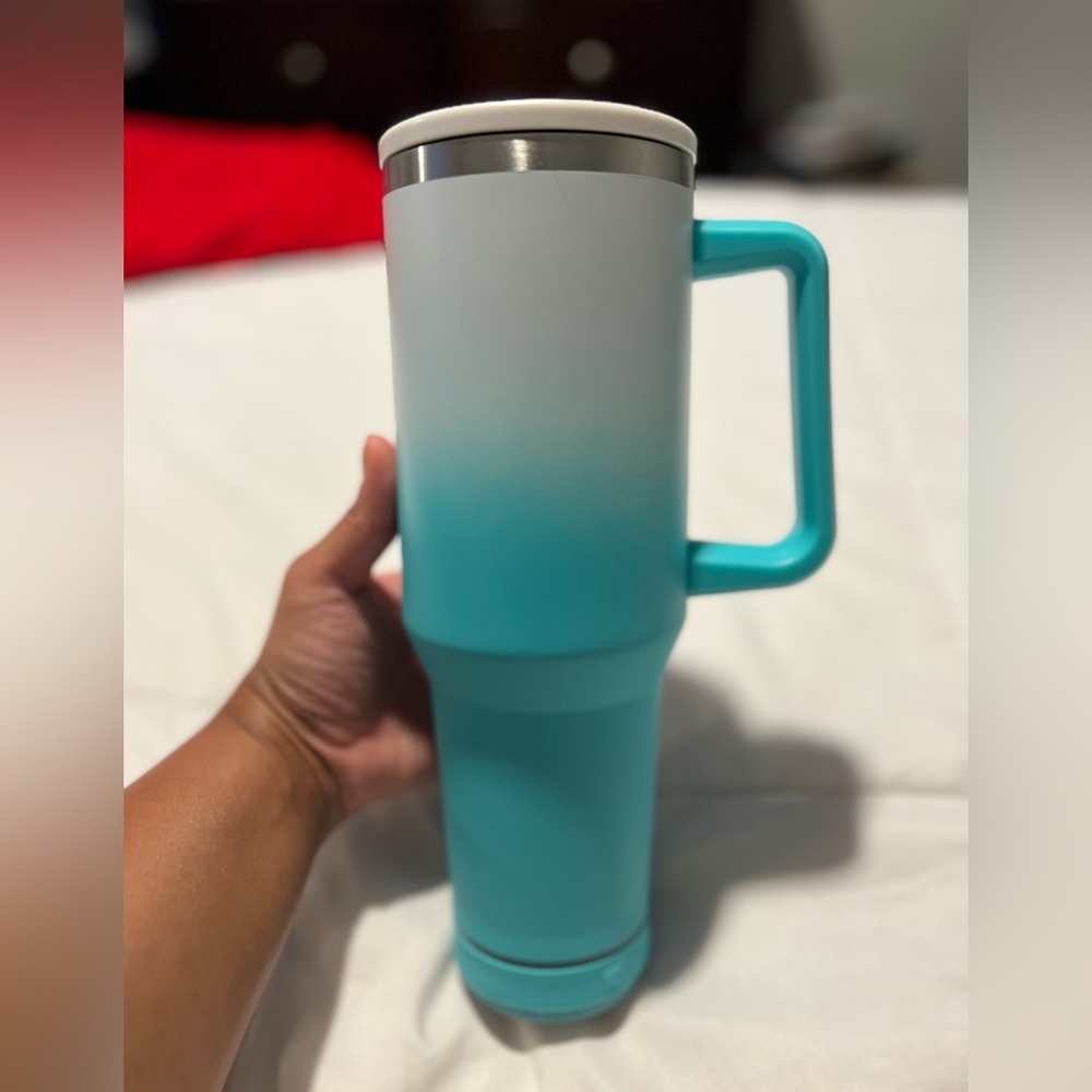 *NWT* Music Beer Mug with Wireless Speaker